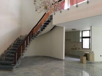 Dijual Rumah Lokasi Bagus Di Permata Hijau Jaksel