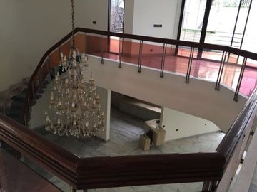 Dijual Rumah Lokasi Bagus Di Permata Hijau Jaksel