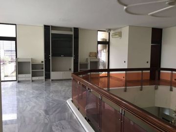 Dijual Rumah Lokasi Bagus Di Permata Hijau Jaksel