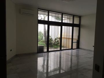 Dijual Rumah Lokasi Bagus Di Permata Hijau Jaksel