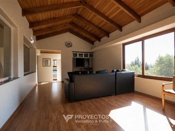 Casa en venta de 6 dorm. en Las Condes