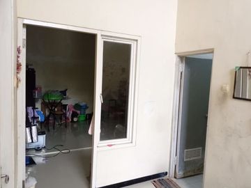 Rumah wisma tirta agung rungkut luas 105