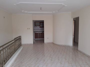 APTO EN VENTA BARRIO PORTAL DE ALMERIAS | 4086
