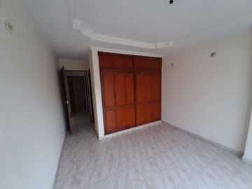 APTO EN VENTA BARRIO PORTAL DE ALMERIAS | 4086