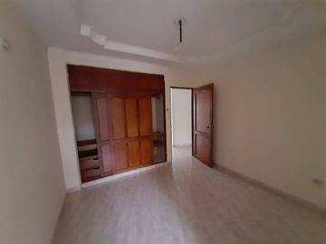 APTO EN VENTA BARRIO PORTAL DE ALMERIAS | 4086