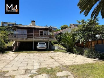 Casa en Venta en Av. Central