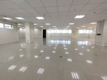 645 sqm Semi Fitted Commercial Office Space for Lease in New Manila, Quezon City
