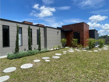 VENTA FINCA 2500 mts2 EL CARMEN VA LA CEJA - RIONEGRO - D