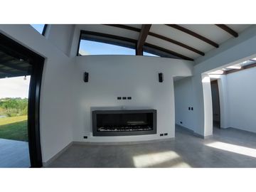 VENTA FINCA 2500 mts2 EL CARMEN VA LA CEJA - RIONEGRO - D