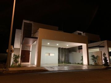 CASA EN VENTA EN MERIDA YUCATAN ,CONKAL KANAN
