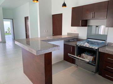 CASA EN VENTA EN MERIDA YUCATAN ,CONKAL KANAN