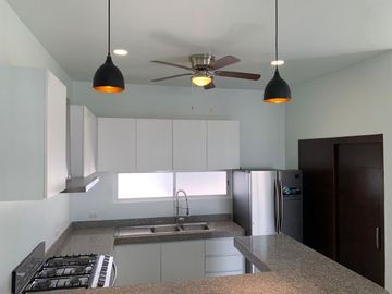 CASA EN VENTA EN MERIDA YUCATAN ,CONKAL KANAN