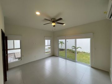 CASA EN VENTA EN MERIDA YUCATAN ,CONKAL KANAN