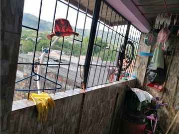 SE VENDE CASA VIVIENDAS INDEPENDIENTES SANTA TERESITA