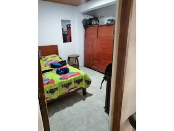 SE VENDE CASA VIVIENDAS INDEPENDIENTES SANTA TERESITA