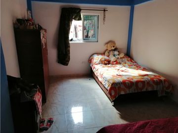 SE VENDE CASA VIVIENDAS INDEPENDIENTES SANTA TERESITA