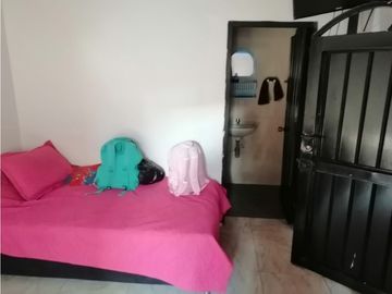 SE VENDE CASA VIVIENDAS INDEPENDIENTES SANTA TERESITA