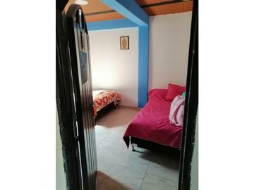 SE VENDE CASA VIVIENDAS INDEPENDIENTES SANTA TERESITA