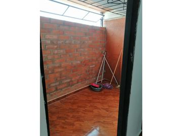 SE VENDE CASA VIVIENDAS INDEPENDIENTES SANTA TERESITA