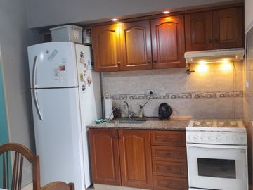 VENTA DUPLEX 3 AMBIENTES CON COCHERA