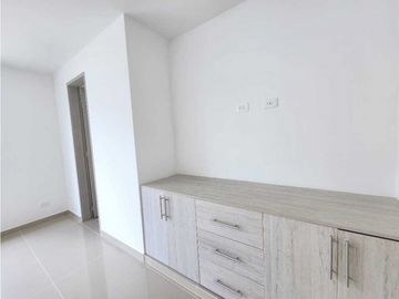 BROKER CASA EN VENTA PARA ESTRENAR SECTOR COMPLEJO DEPORTIVO