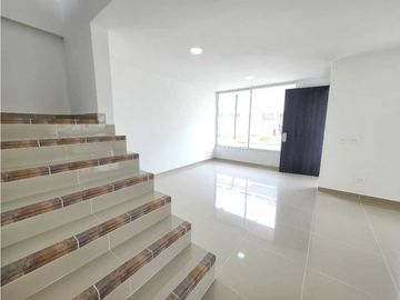 BROKER CASA EN VENTA PARA ESTRENAR SECTOR COMPLEJO DEPORTIVO
