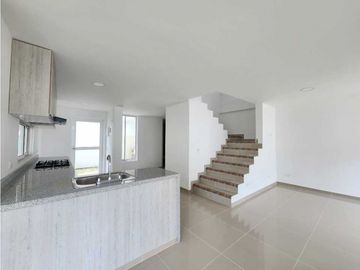 BROKER CASA EN VENTA PARA ESTRENAR SECTOR COMPLEJO DEPORTIVO