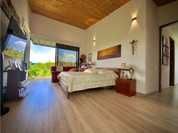 Venta Casa Campestre Como Nueva Parcelación Vía San Antonio La Ceja
