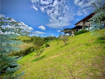 Venta Casa Campestre Como Nueva Parcelación Vía San Antonio La Ceja