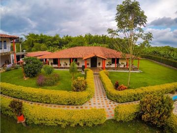 SE VENDE CHALET VA A LA HERRADURA