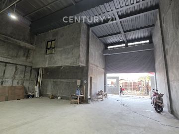 Gudang Meruya Utara, Jakarta Barat, Bisa Gandeng!