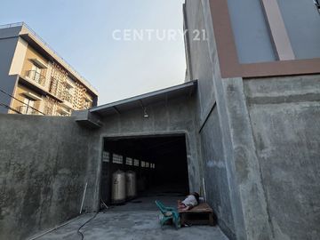 Gudang Meruya Utara, Jakarta Barat, Bisa Gandeng!