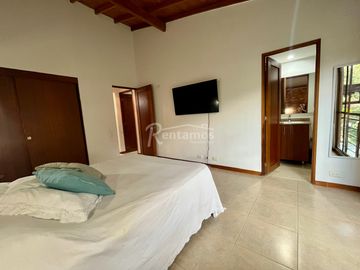 casa en arriendo en cumbres. Cod A776609