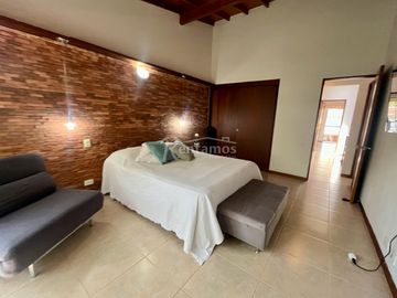 casa en arriendo en cumbres. Cod A776609