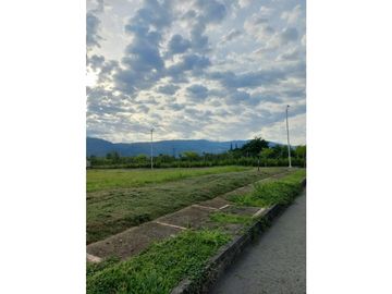 VENTA LOTE UNIDAD CERRADA - ENTRE VITERBO Y PEREIRA - EJE CAFETERO