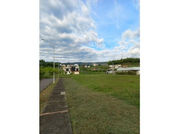 VENTA LOTE UNIDAD CERRADA - ENTRE VITERBO Y PEREIRA - EJE CAFETERO