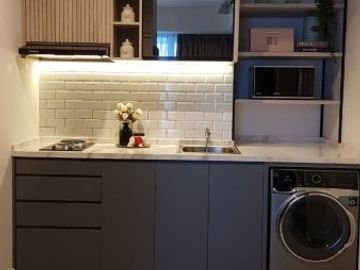 For Sale / Rent Newly Apartment at Aspen Peak Residence