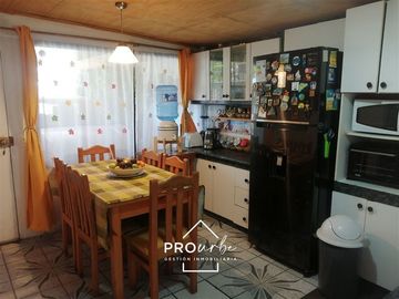 Casa en Venta en Héctor Fuenzalida / Ciudad Jardín 4