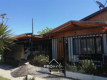 Casa en Venta en Héctor Fuenzalida / Ciudad Jardín 4