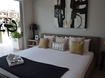 Penthouse, a pasos de la Quinta Avenida y 650 metros de la playa, cine, albercas