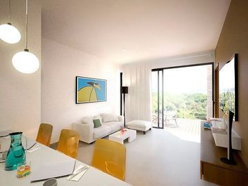 Penthouse, a pasos de la Quinta Avenida y 650 metros de la playa, cine, albercas