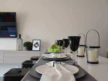 Penthouse, a pasos de la Quinta Avenida y 650 metros de la playa, cine, albercas