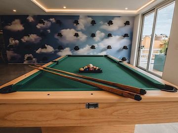 Penthouse, a pasos de la Quinta Avenida y 650 metros de la playa, cine, albercas