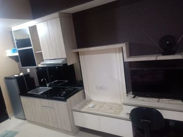 Dijual Apartement Paramount Skyline Gading Serpong Murah Studio Lantai 8 Full Furnished