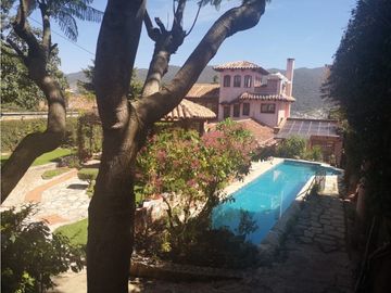 BELLA  Y CONFORTABLE RESIDENCIA EN EL CERRILLO S.C.L.C.