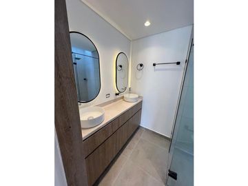 HERMOSA CASA PARA ESTRENAR EN RIONEGRO, SECTOR BARRO BLANCO