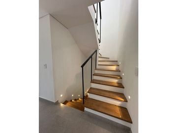 HERMOSA CASA PARA ESTRENAR EN RIONEGRO, SECTOR BARRO BLANCO