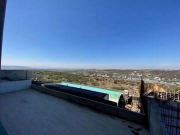 Estrena Departamento en Altos Juriquilla, de SUPER LUJO, 139 m2, 3 Recamaras