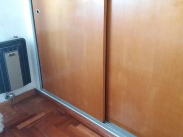 VENTA DE DEPARTAMENTO DE 3 AMBIENTES C/ TERRAZA PROPIA EN EXCELENTE ESTADO ZONA MATADEROS