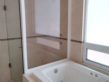 CASA EN VENTA  EN CUMBRES DEL LAGO OPORTUNIDAD